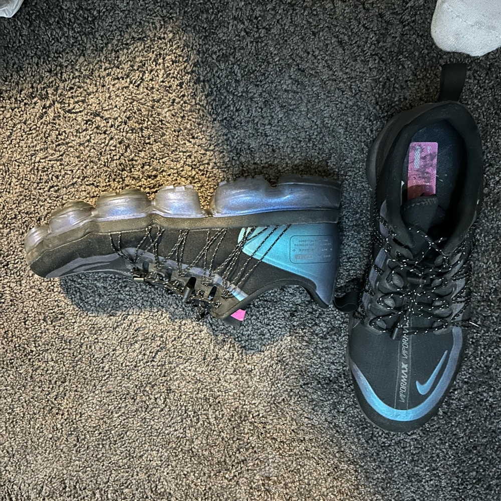 Nike Vapormax- barely worn